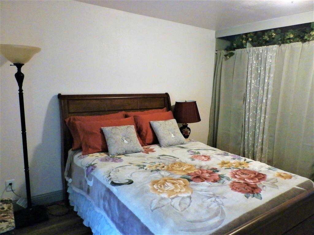 New Charming 2 Bedrooms Unit Close To Everything Apartment