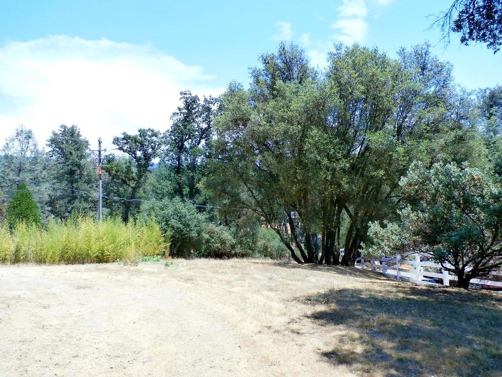 New Charming 2 Bedrooms Unit Close To Everything Oakhurst