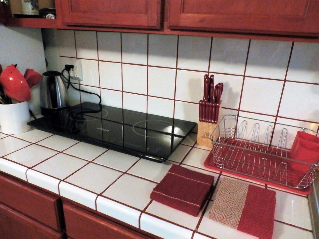 New Charming 2 Bedrooms Unit Close To Everything * Oakhurst
